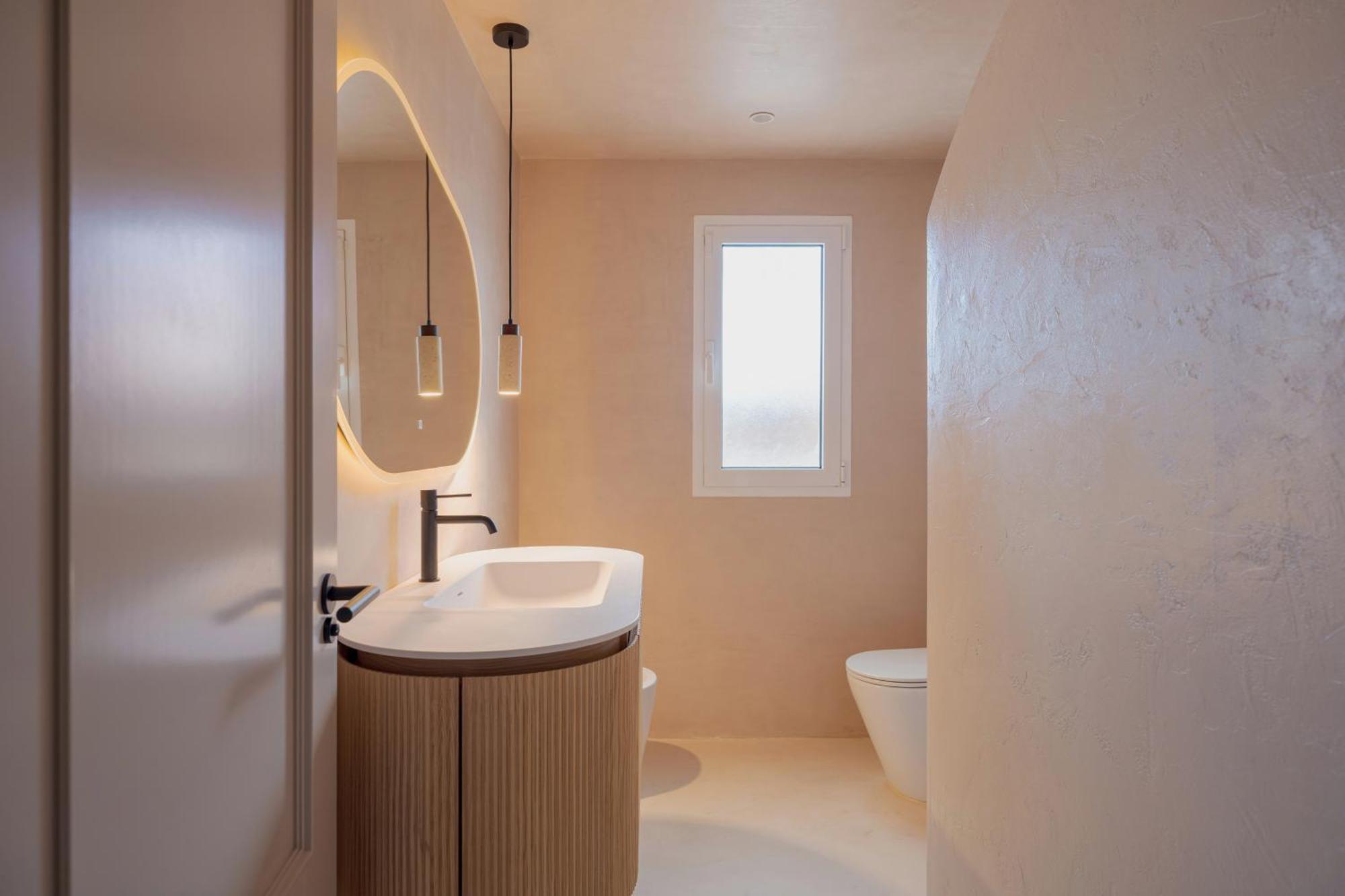 Hikari - Design House With Heated Pool In *