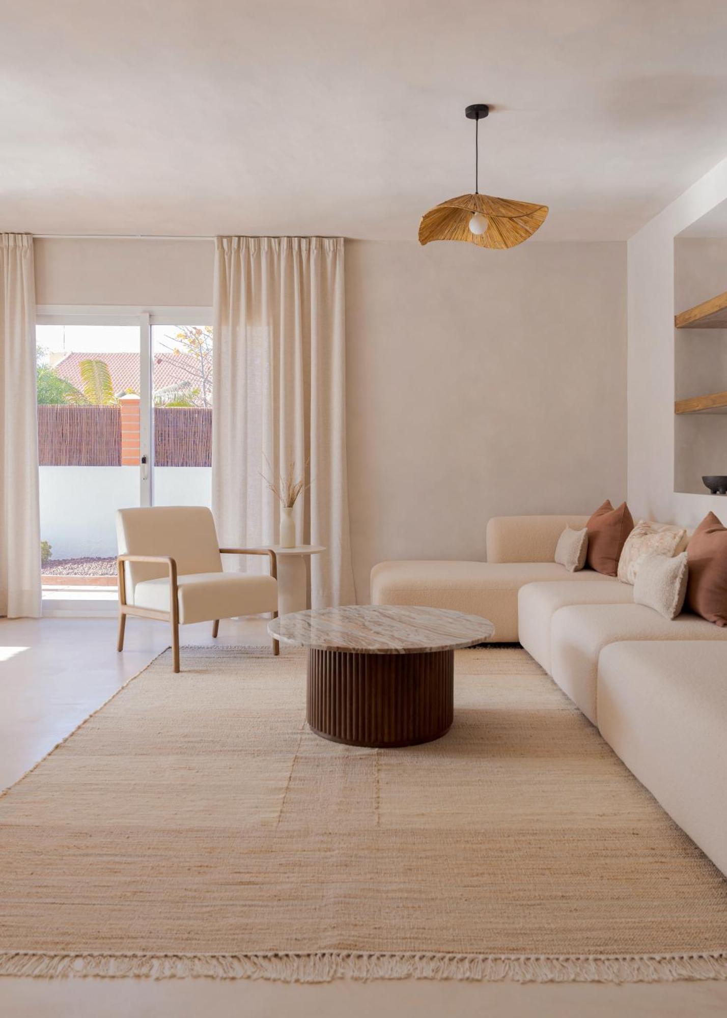 Hikari - Design House With Heated Pool In